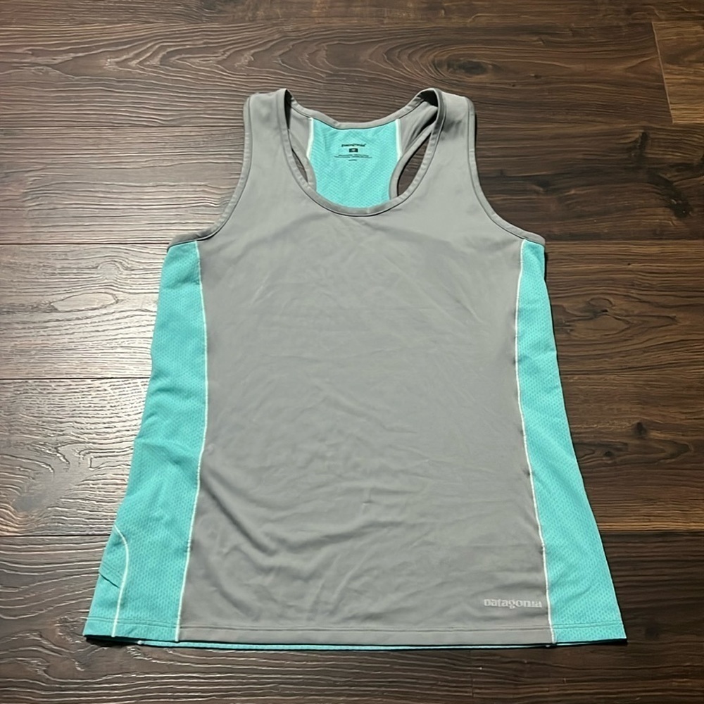 Patagonia Gray Racerback Tank Top size M